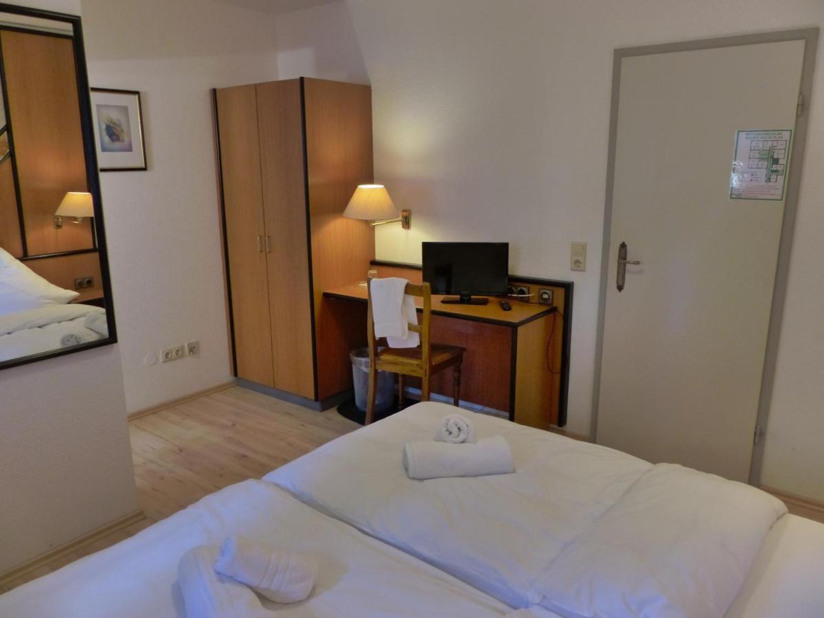 Hotel Zur Post Dabringhausen - Contactless Self Check-In Wermelskirchen Exterior foto